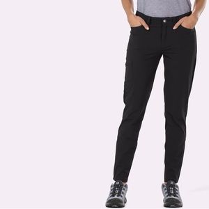 Patagonia Women’s Skyline Traveler pants